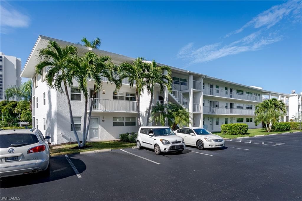 261 Collier Blvd 203, Marco Island, FL 34145-32