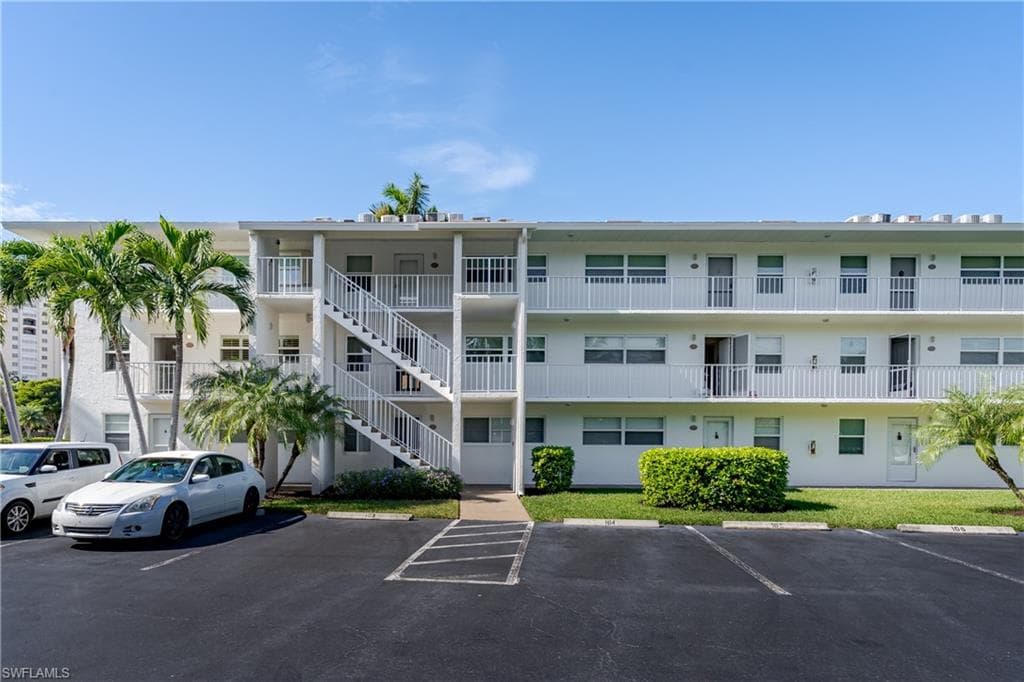 261 Collier Blvd 203, Marco Island, FL 34145-33