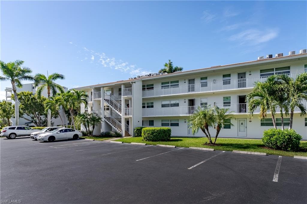 261 Collier Blvd 203, Marco Island, FL 34145-34