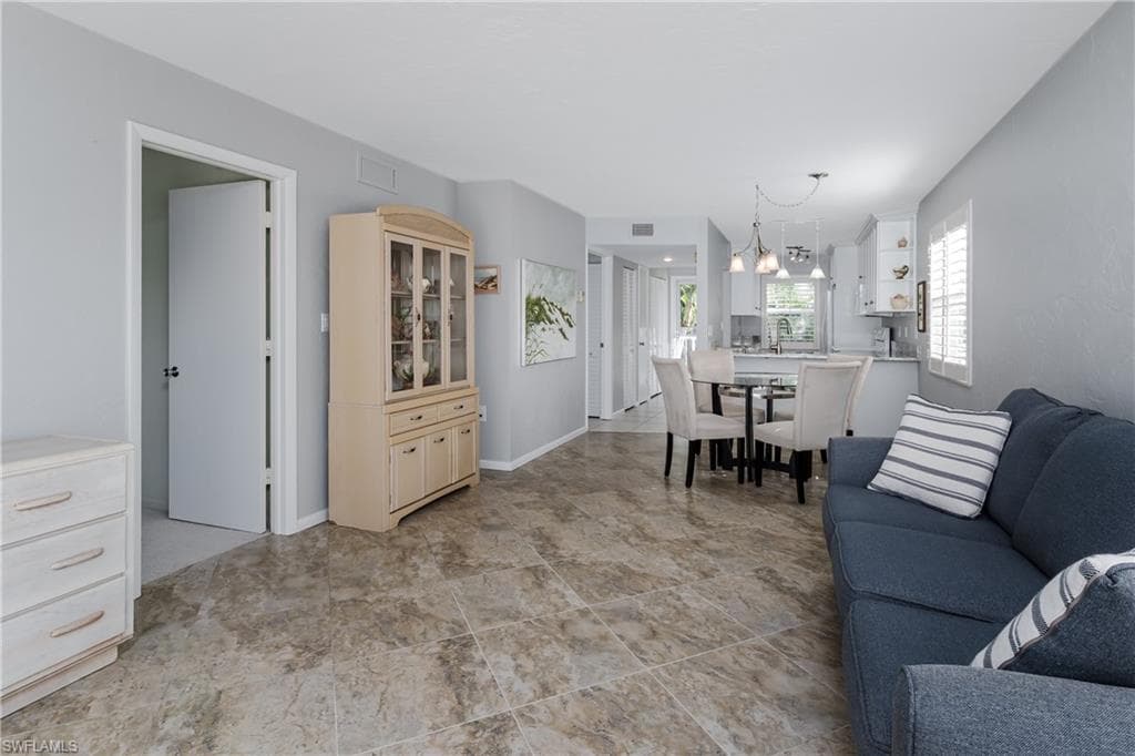 261 Collier Blvd 203, Marco Island, FL 34145-3