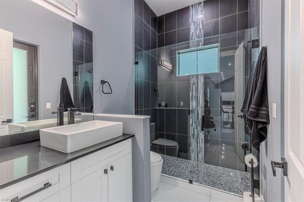 4029 2nd Ave SE, Naples, FL 34117-13