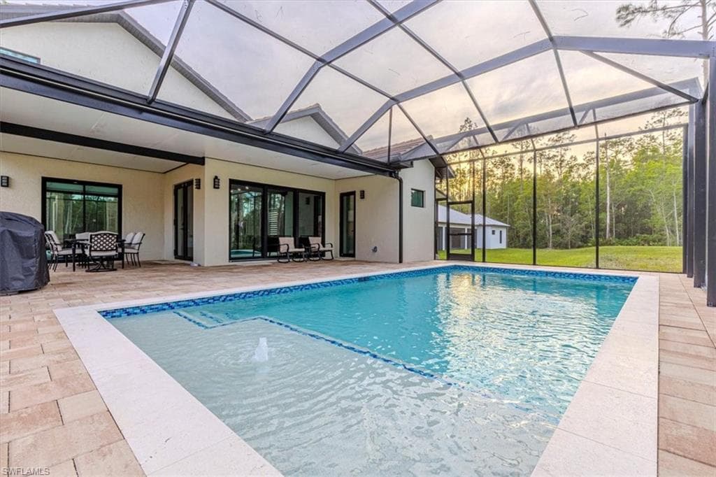 4029 2nd Ave SE, Naples, FL 34117-24