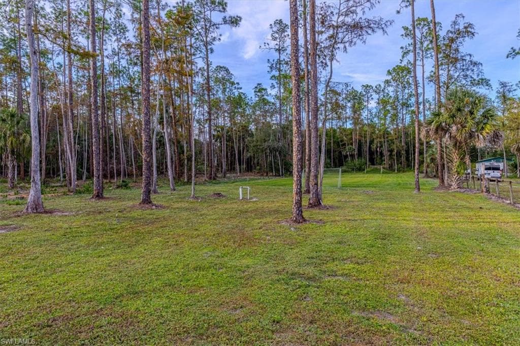 4029 2nd Ave SE, Naples, FL 34117-26