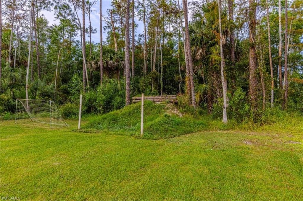 4029 2nd Ave SE, Naples, FL 34117-27