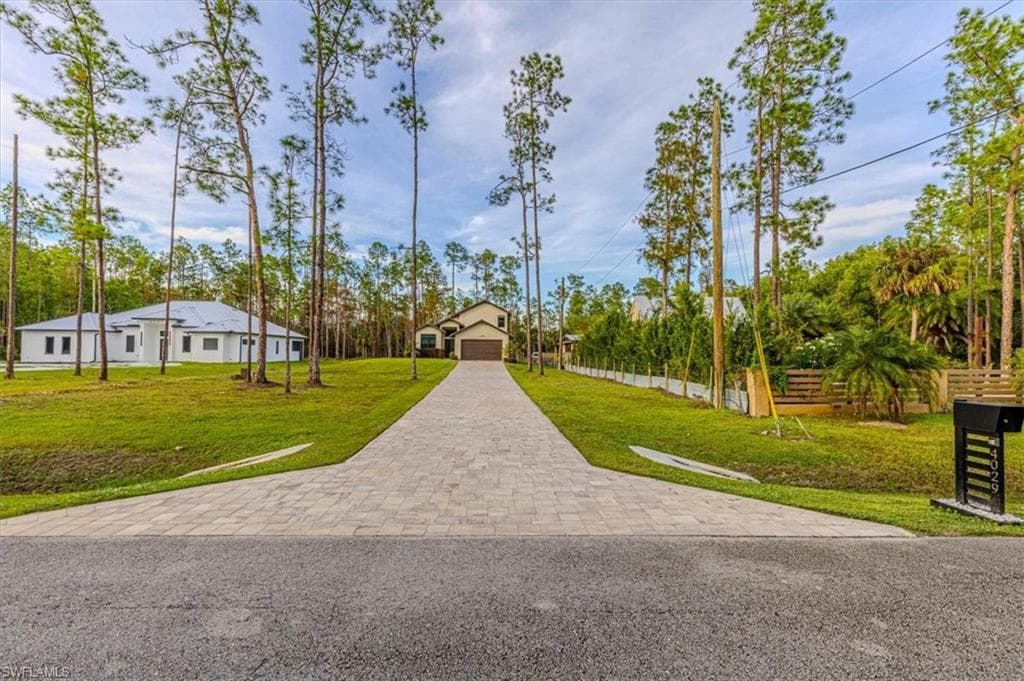 4029 2nd Ave SE, Naples, FL 34117-5