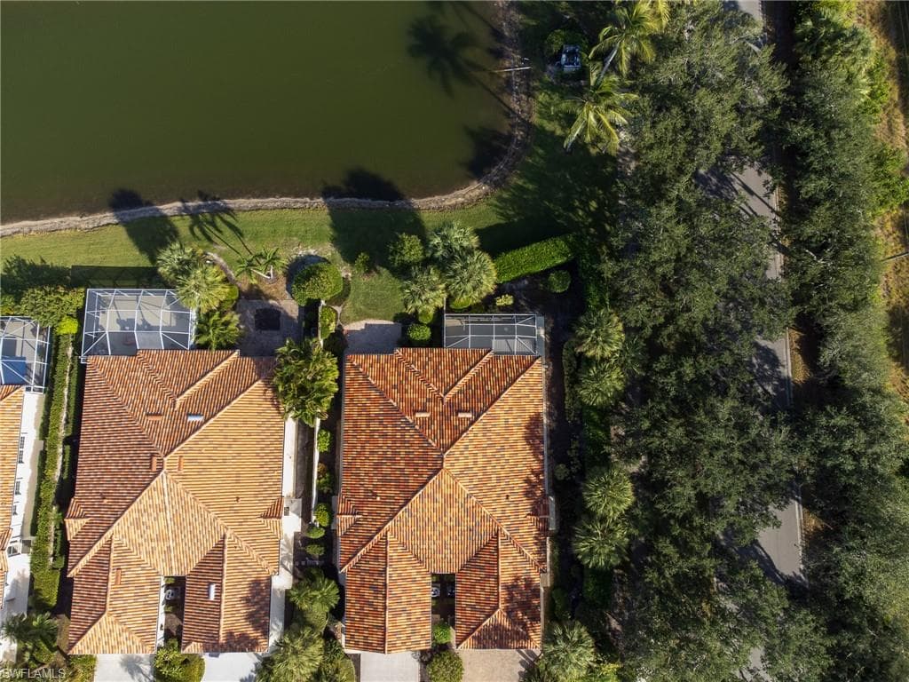 4050 Los Altos Ct, Naples, FL 34109-29