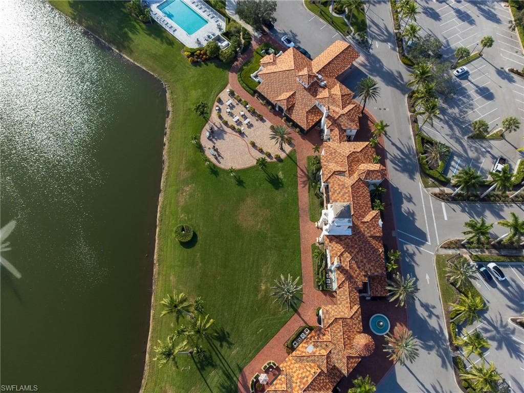 4050 Los Altos Ct, Naples, FL 34109-36