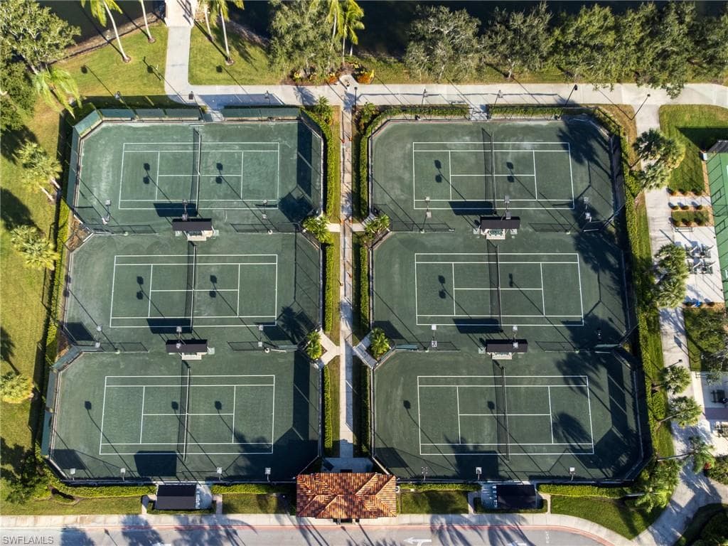 4050 Los Altos Ct, Naples, FL 34109-42