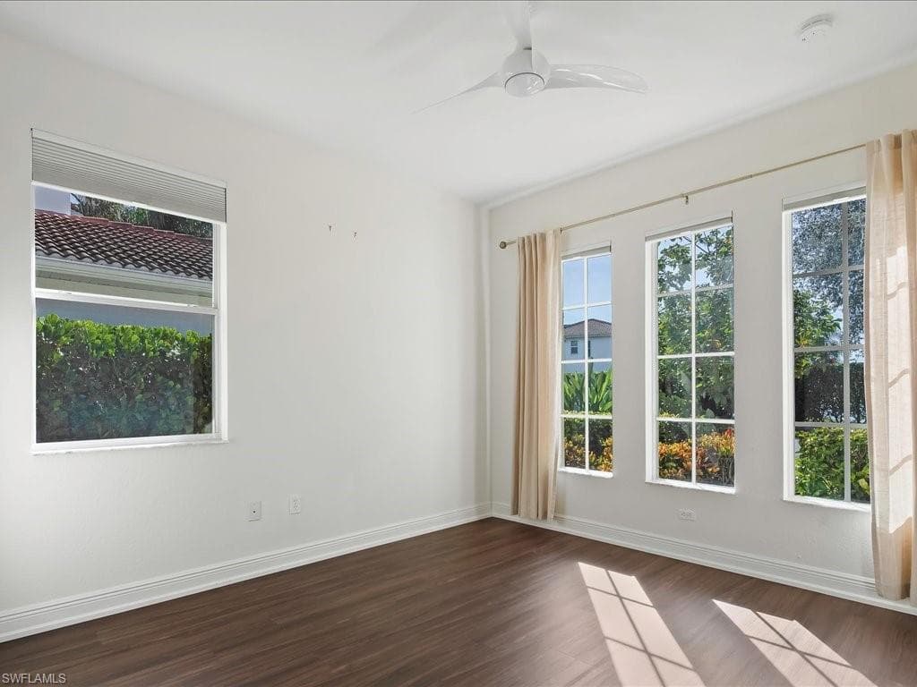 12671 Biscayne Ct, Naples, FL 34105-33