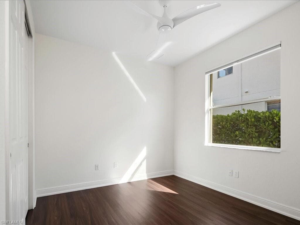 12671 Biscayne Ct, Naples, FL 34105-37