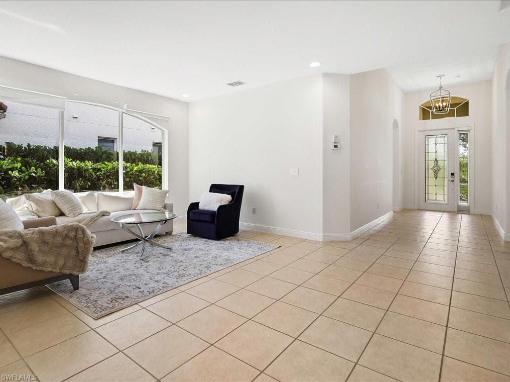 12671 Biscayne Ct, Naples, FL 34105-7