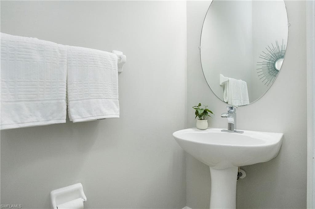 14776 Pinnacle Pl 62, Naples, FL 34119-10