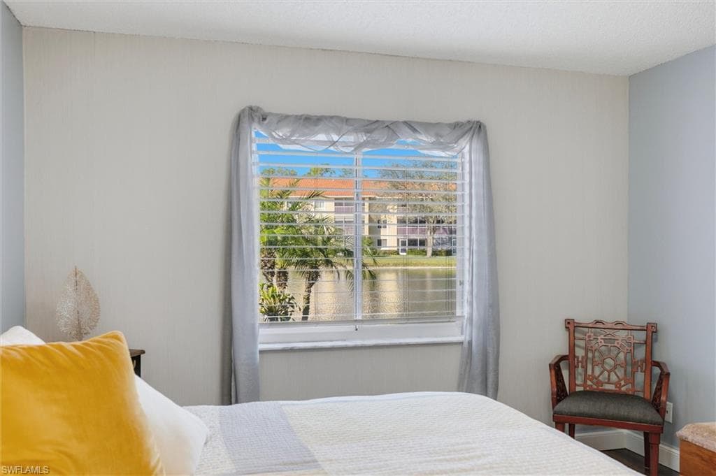 5875 Cobblestone Ln D105, Naples, FL 34112-16