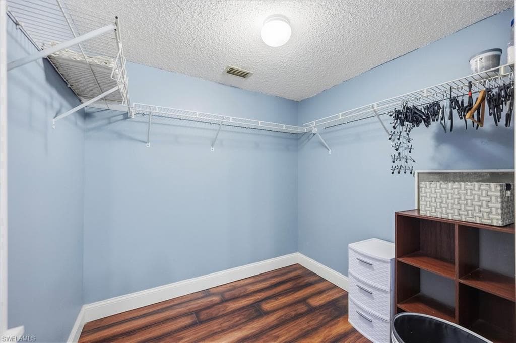 5875 Cobblestone Ln D105, Naples, FL 34112-18