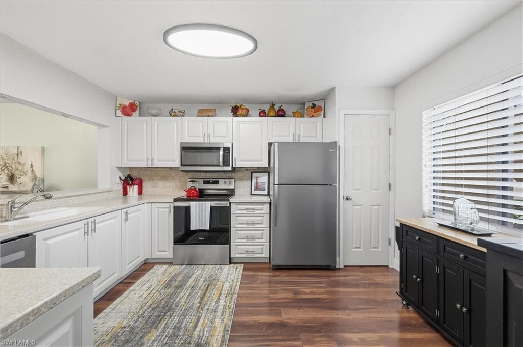 5875 Cobblestone Ln D105, Naples, FL 34112-21