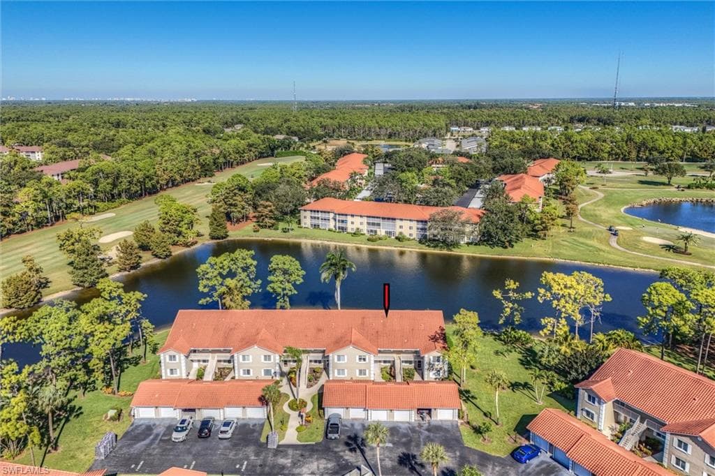 5875 Cobblestone Ln D105, Naples, FL 34112-1