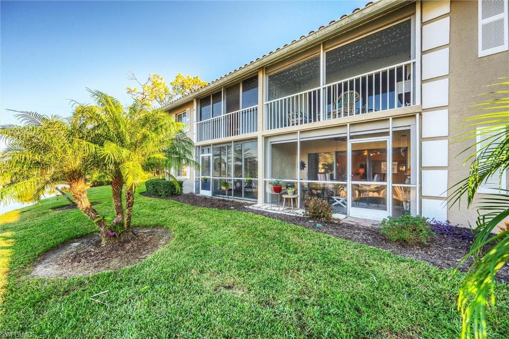 5875 Cobblestone Ln D105, Naples, FL 34112-33