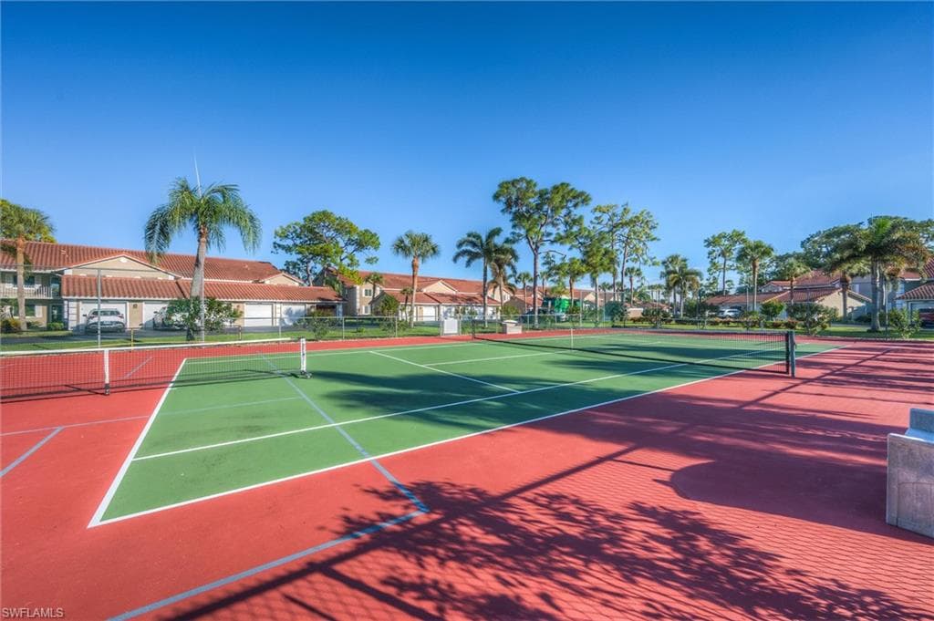 5875 Cobblestone Ln D105, Naples, FL 34112-37