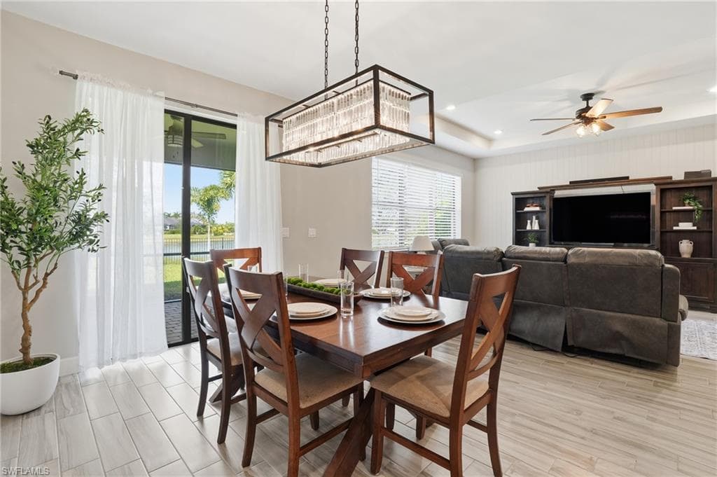 2023 Parson St, Naples, FL 34120-4