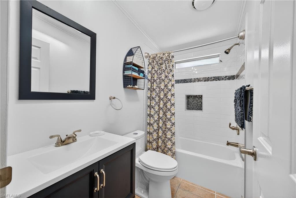 26134 Bonita Fairways Cir, Bonita Springs, FL 34135-24