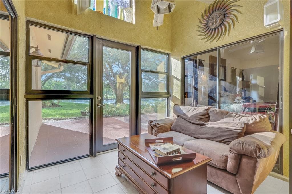 5284 Concord Way, Fort Myers, FL 33907-16