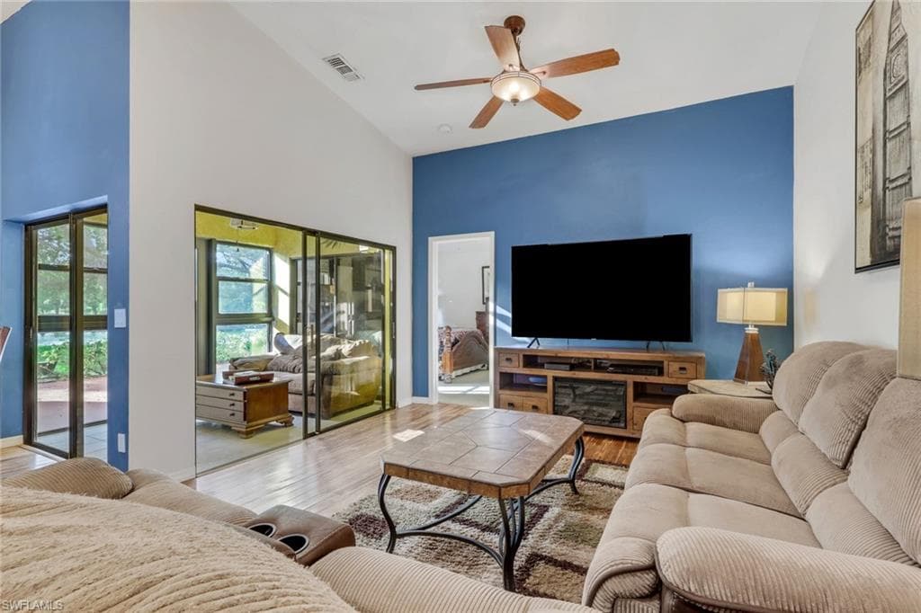 5284 Concord Way, Fort Myers, FL 33907-2