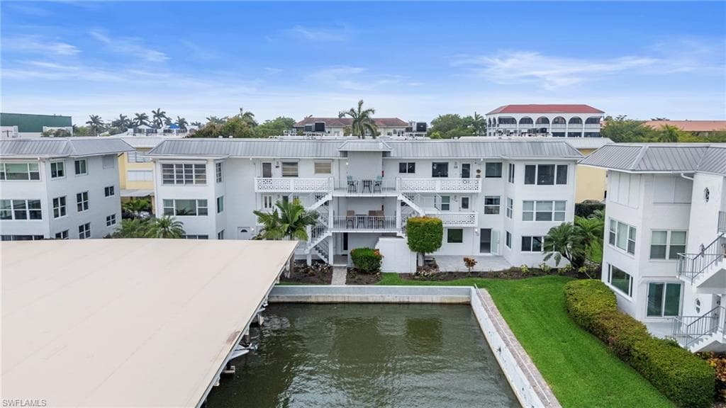 1100 8th Ave S 128h, Naples, FL 34102-9