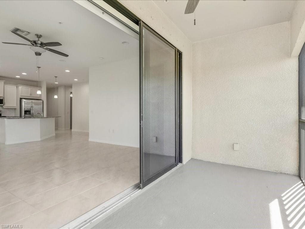 26139 Palace Ln 202, Bonita Springs, FL 34135-9