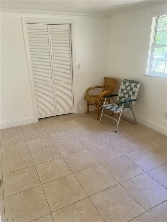 2480 Andrew Dr, Naples, FL 34112-8