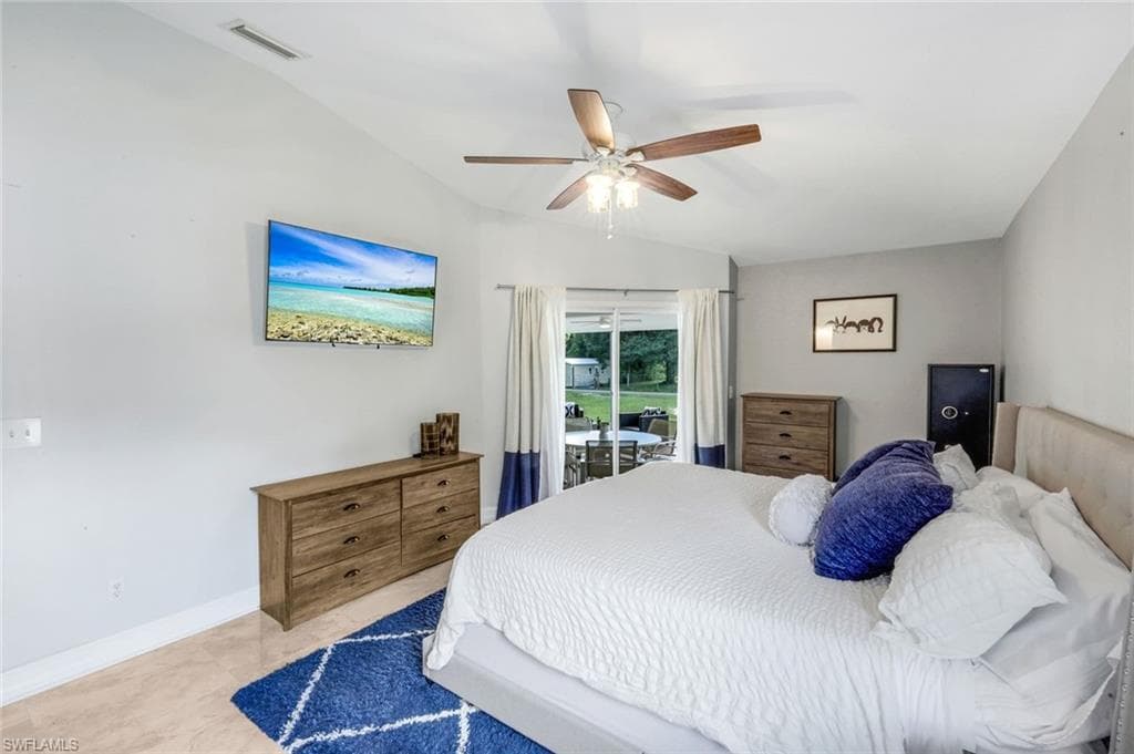 3780 12th Ave SE, Naples, FL 34117-19