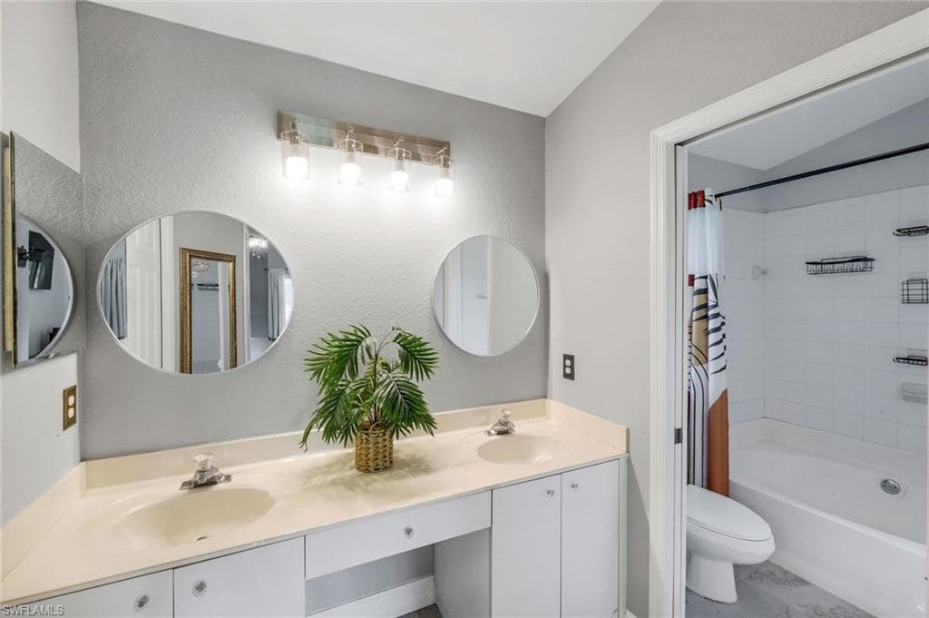 3780 12th Ave SE, Naples, FL 34117-20