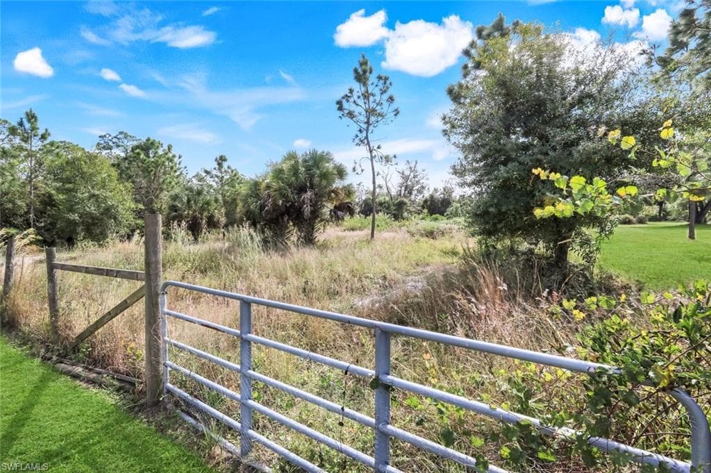 3780 12th Ave SE, Naples, FL 34117-35