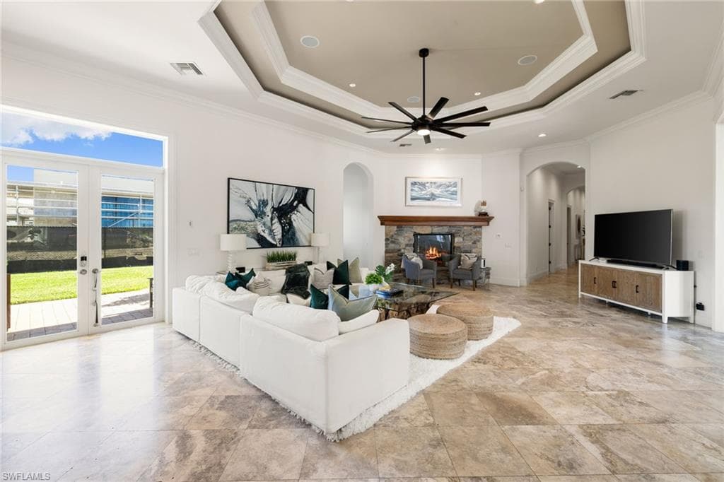 185 Tupelo Rd, Naples, FL 34108-19