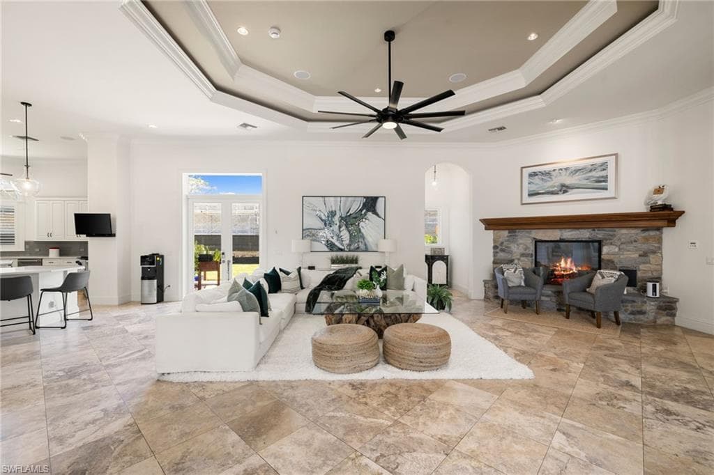 185 Tupelo Rd, Naples, FL 34108-20