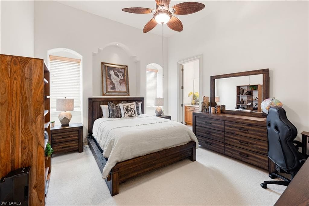 185 Tupelo Rd, Naples, FL 34108-32