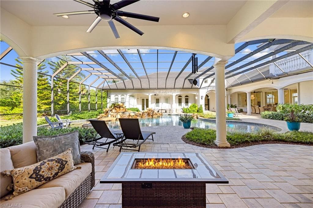 185 Tupelo Rd, Naples, FL 34108-38