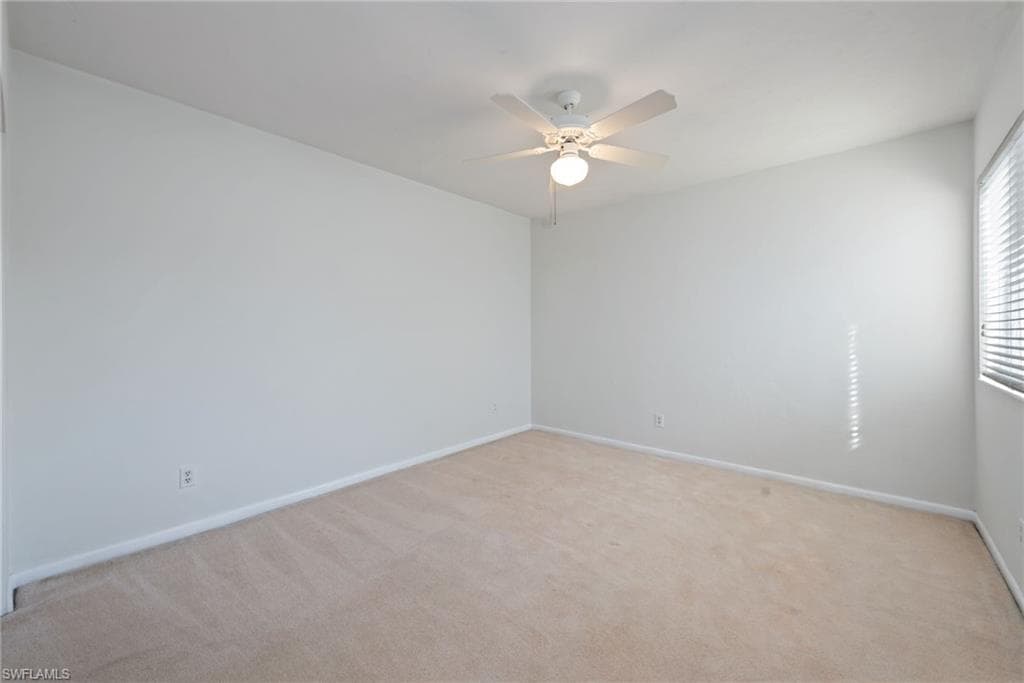 494 Bristle Cone Ln 48, Naples, FL 34113-12