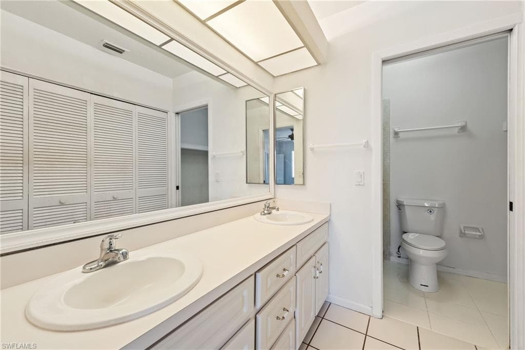 494 Bristle Cone Ln 48, Naples, FL 34113-13