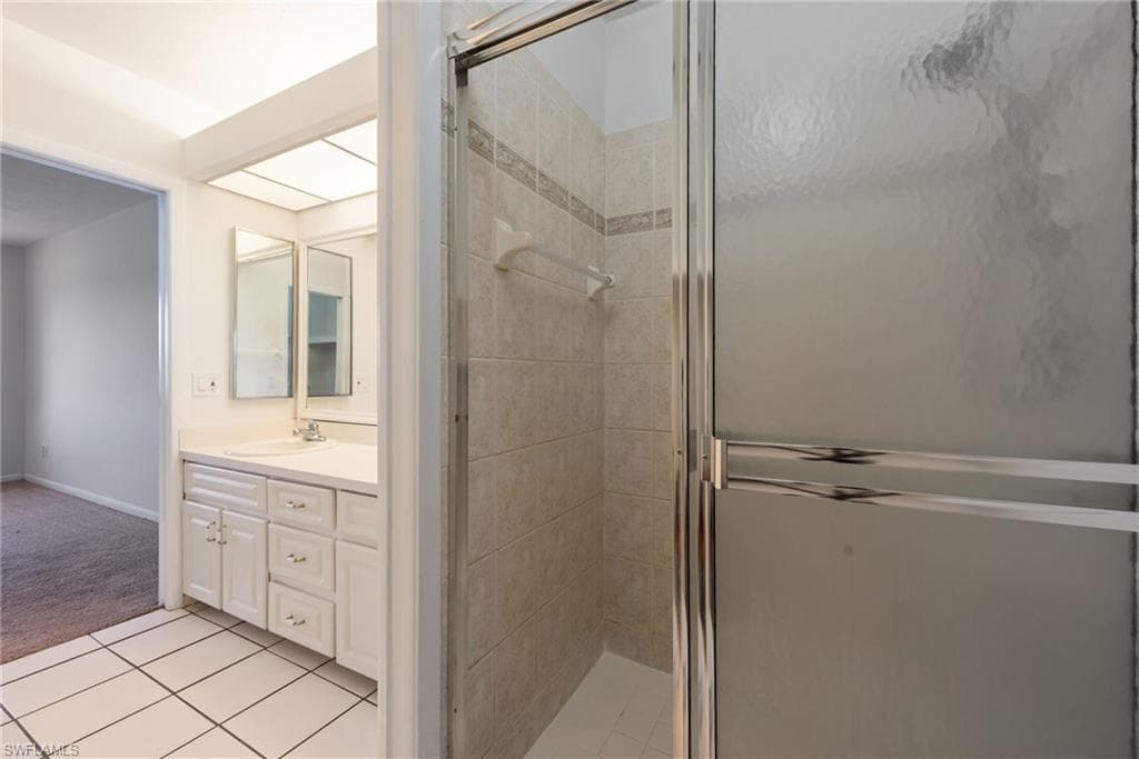 494 Bristle Cone Ln 48, Naples, FL 34113-14