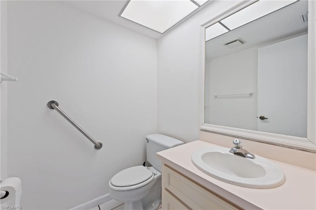 494 Bristle Cone Ln 48, Naples, FL 34113-15