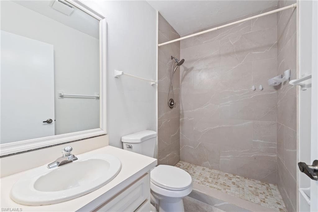 494 Bristle Cone Ln 48, Naples, FL 34113-16