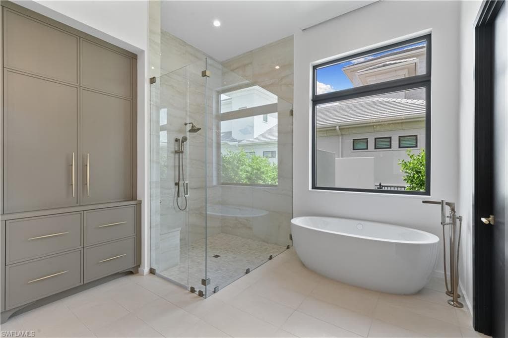 11380 Longwater Chase Ct, Fort Myers, FL 33908-34