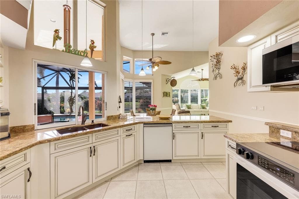 28071 Winthrop Cir, Bonita Springs, FL 34134-15