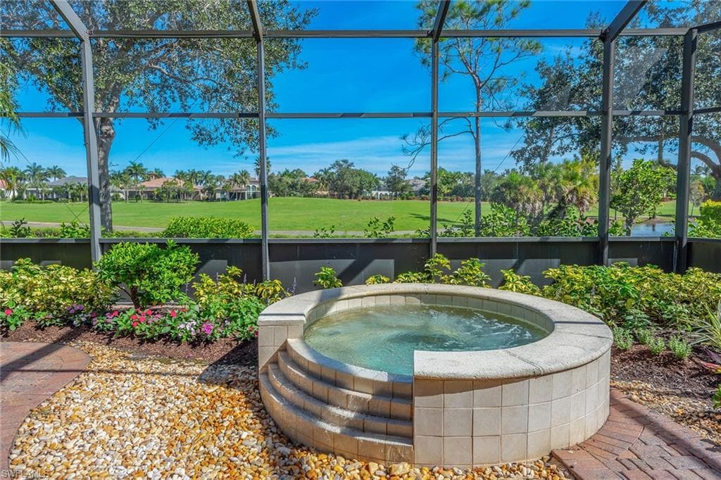 7754 Mulberry Ln, Naples, FL 34114-2