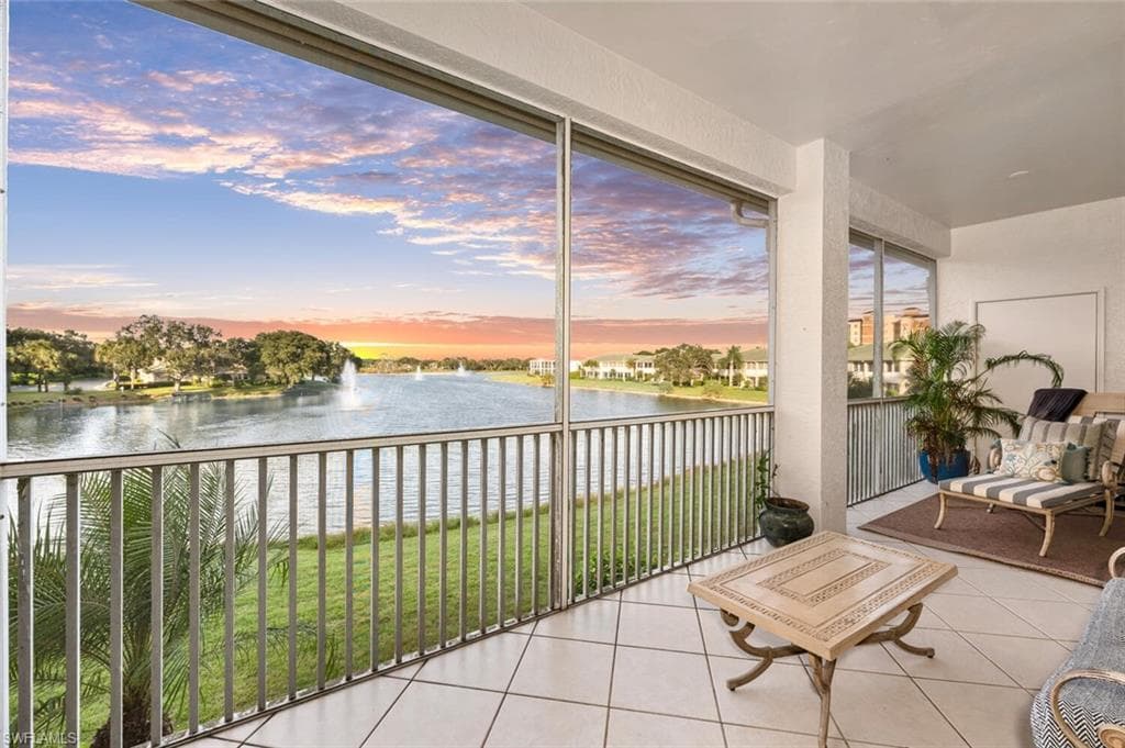 608 Vintage Reserve Ln 24c, Naples, FL 34119-19