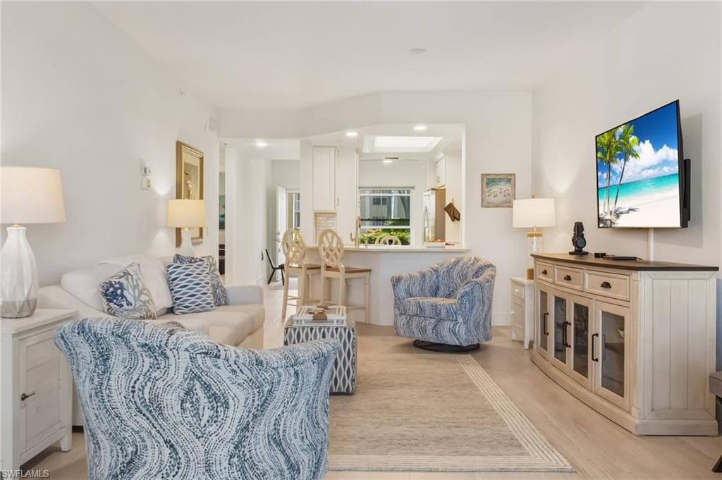 9851 Costa Mesa Ln 305, Bonita Springs, FL 34135-8