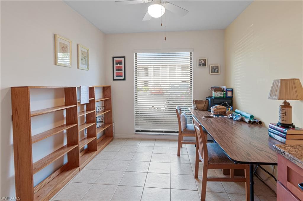 1208 Commonwealth Cir J103, Naples, FL 34116-17