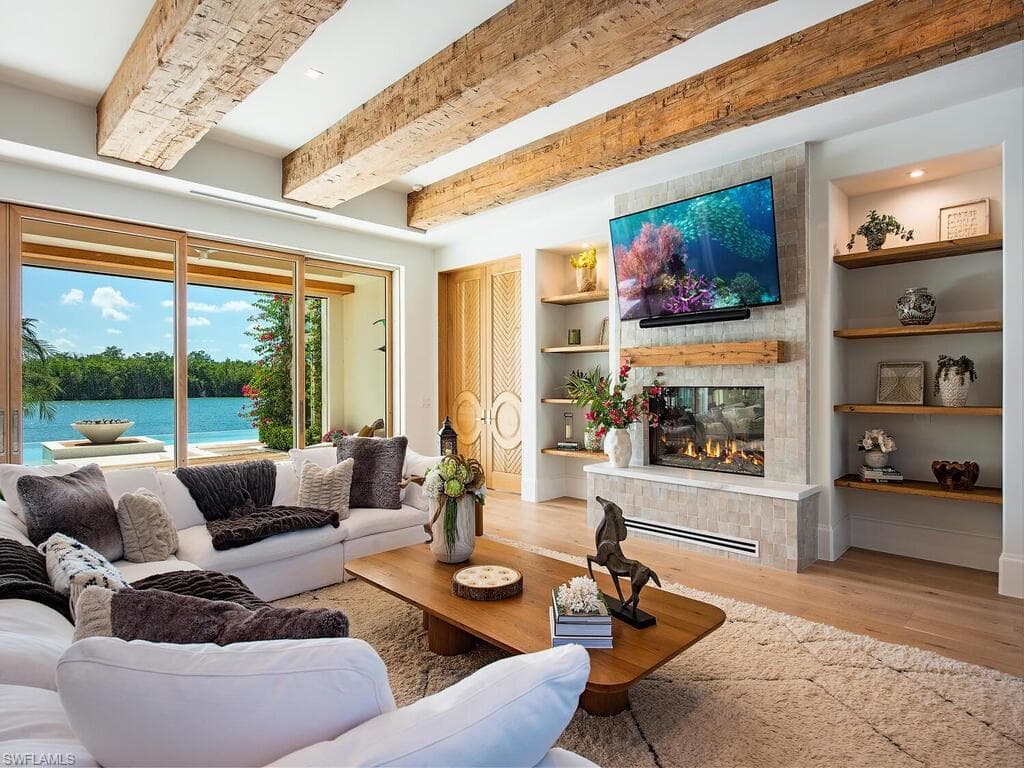 860 Admiralty Parade E, Naples, FL 34102-10