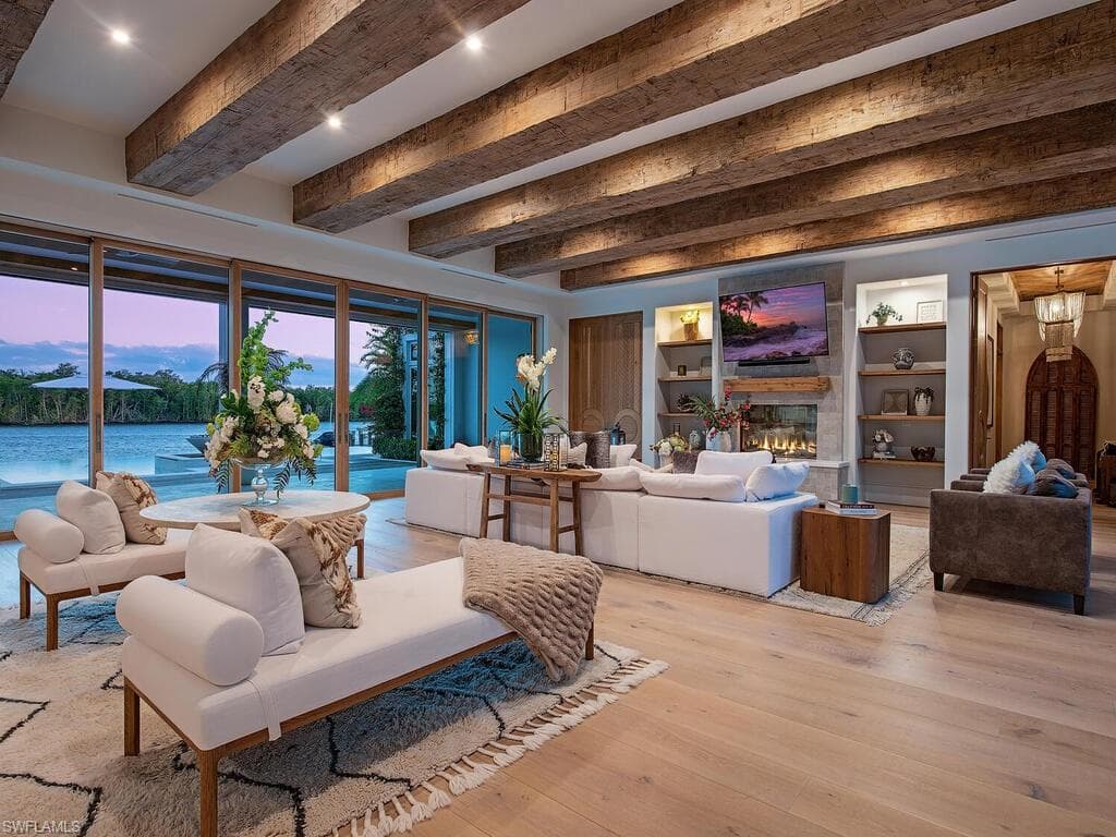 860 Admiralty Parade E, Naples, FL 34102-11