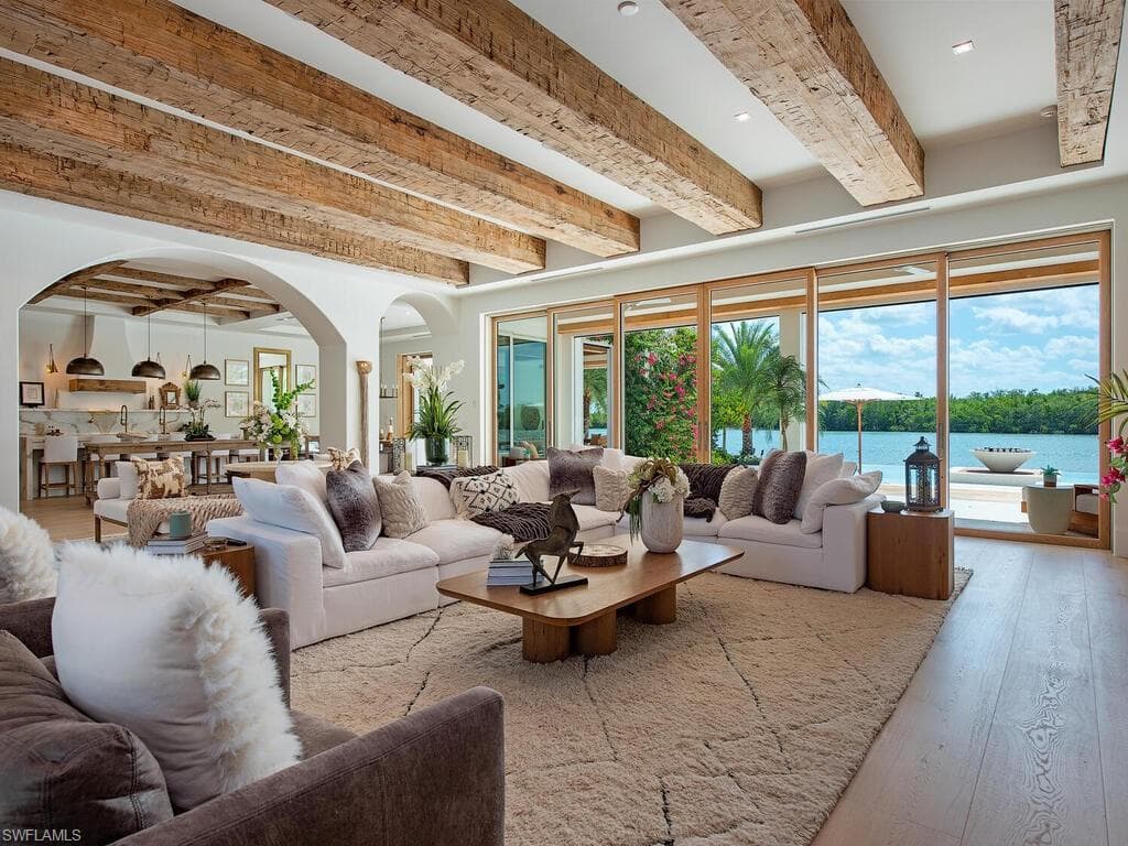 860 Admiralty Parade E, Naples, FL 34102-12